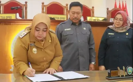 DPRD Ponorogo Sahkan Tiga Raperda Strategis Menjadi Perda
