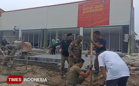 Satpol PP Banyuwangi Sidak Bangunan Toko Tanpa Izin di Kabat, Beri Peringatan Bertahap