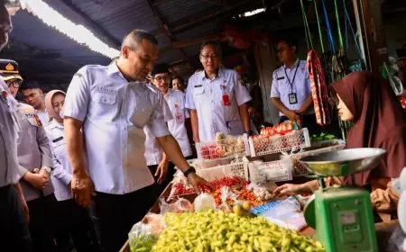 Gubernur Pantau Pasar Gondang Sragen, Pemprov Jateng Intensifkan Operasi Pasar