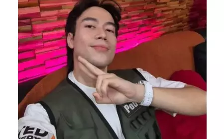 Musisi dan Host Podhub Vidi Aldiano Meninggal Dunia