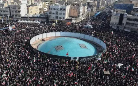 Meski Dimusuhi AS-Israel, Jutaan Warga Iran Nyatakan Setia pada Mojtaba Khamenei