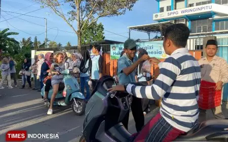 Tanamkan Jiwa Sosial, Relawan Dapur MBG Wringinpitu Banyuwangi Bagikan Ribuan Takjil Selama 7 Hari