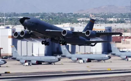 Pesawat Militer AS Jatuh di Irak, Iran Ancam Tutup Selat Hormuz