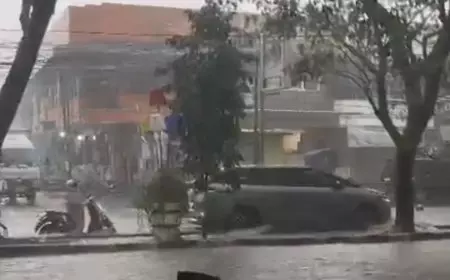 Hujan Deras, Kawasan Suhat Kota Malang Lagi-lagi Kebanjiran