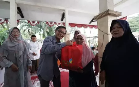 Masuk Akhir Ramadan, PLN Nusantara Power Paiton Tebar 1.000 Paket Sembako