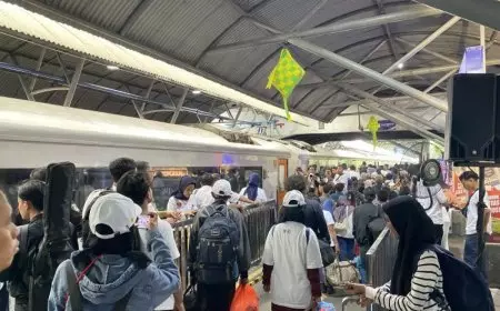 Okupansi Capai 70 Persen, 393 Ribu Tiket KA Daop 8 Surabaya Ludes