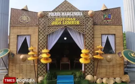 Rumah Bilik Bambu di Alun-alun Majalengka, Wajah Humanis Operasi Ketupat Lodaya 2026