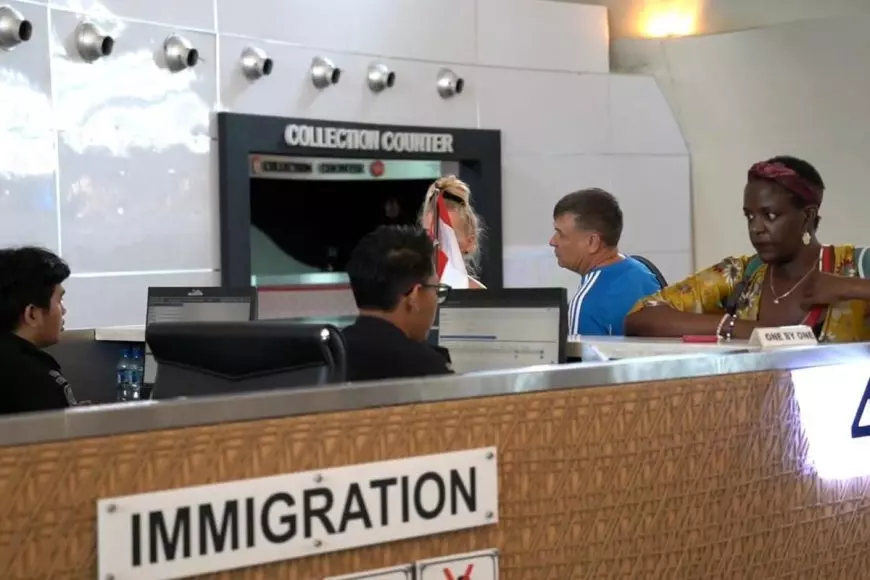 Dampak Penutupan Udara Timur Tengah, Imigrasi Berikan Pembebasan Overstay