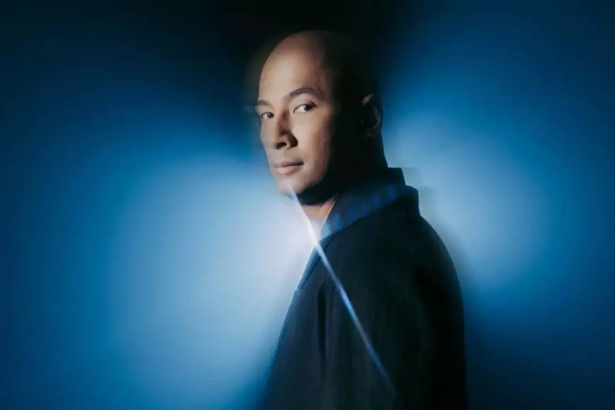 Marcell Siahaan Ungkap Perjalanan Batin Lewat Single Menuju Cahaya