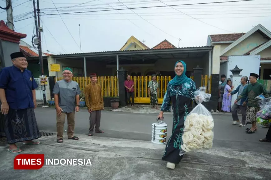 Rantang Ning Ita, Cara Wali Kota Mojokerto Tetap Dekat dengan Masyarakat