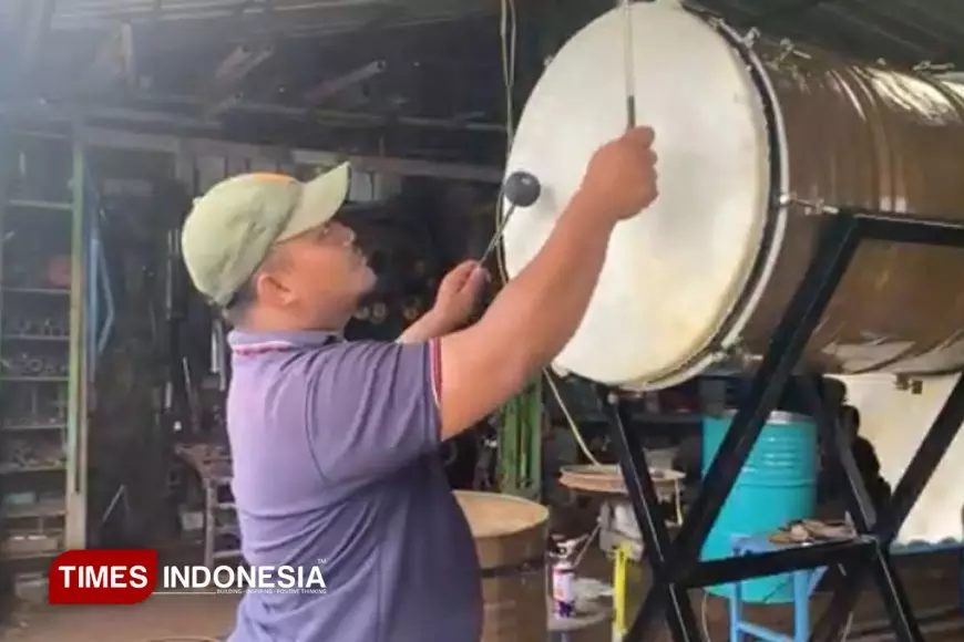 Sulap Drum Bekas Jadi Jidor, Perajin di Jombang Raup Cuan Rp30 Juta Saat Ramadan