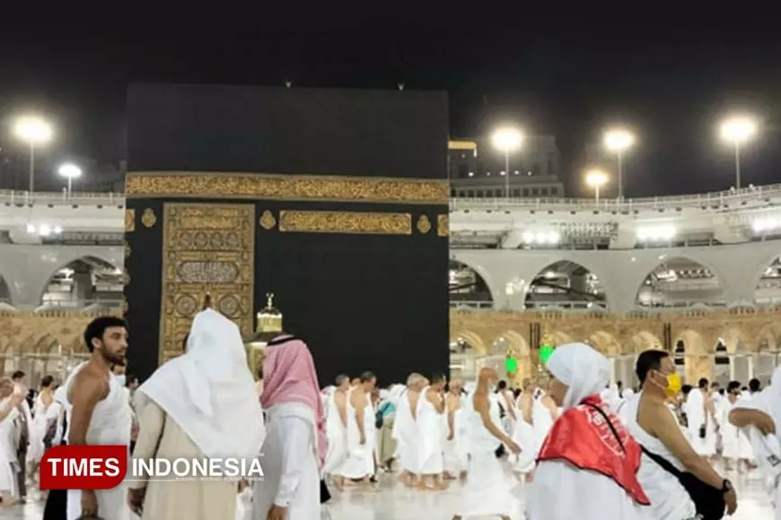 Lima Jemaah Umrah Asal Kota Batu Tertahan di Arab Saudi Akibat Konflik Timur Tengah