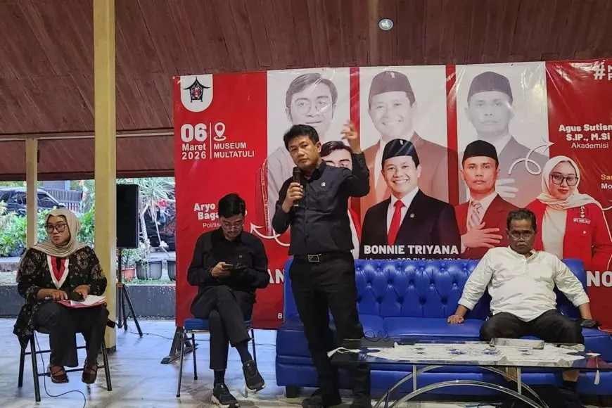 Bonnie Triyana: Ini Kesempatan Yang Pas untuk Keluar dari Board of Peace, Kembali ke Khittah!