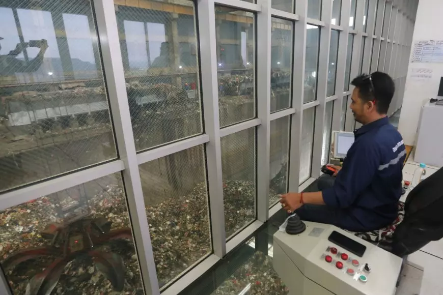 Pemkot Surabaya Siapkan PSEL Kedua, Target Tangani 800 Ton Sampah per Hari