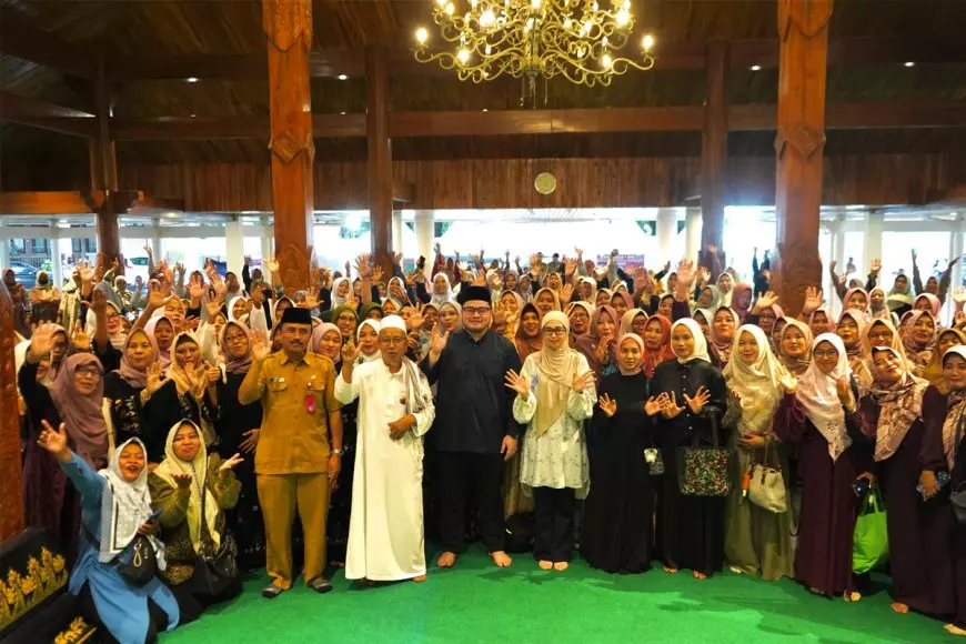 Ini Hadiah dari Mas Dhito untuk Kader PKK Kediri yang Mengabdi Lebih 30 Tahun