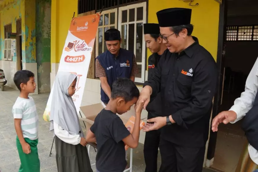 Semangat Tadarus Pascabanjir, Siswa SD di Aceh Tamiang Terima 64 Mushaf Al-Quran Baru
