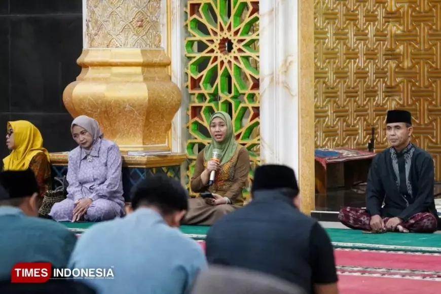 Safari Ramadan, Wali Kota Mojokerto Serukan Gerakan Pilah Sampah dari Rumah
