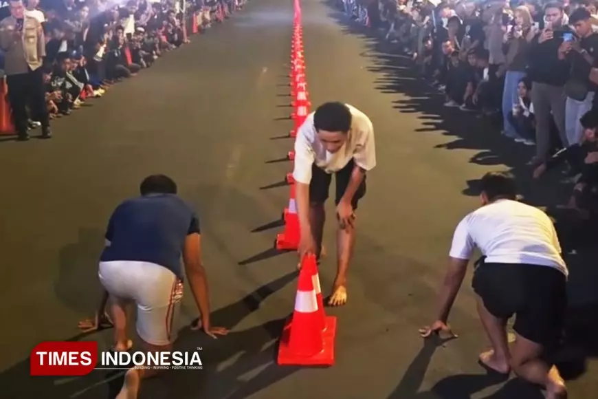 Ribuan Warga Padati Jalan Dokar Tasikmalaya, Saksikan Tasik Speed Run Ramadan Race
