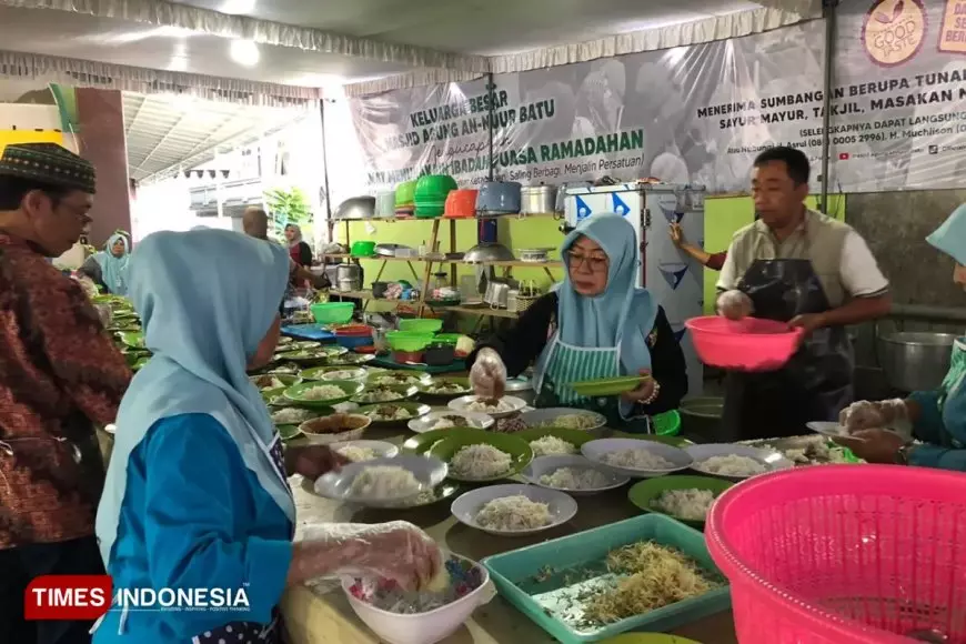 Tradisi Buka Puasa di Masjid Agung An-Nur Kota Batu Selalu Dinanti