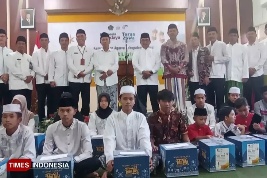 Ramadan Bahagia, Kemenag Kabupaten Malang Bagikan Ratusan Paket Santunan Yatim
