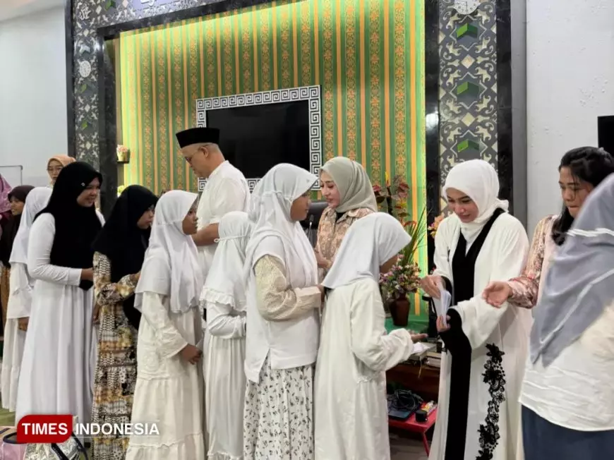 Repnas Jatim dan Srikandi Perkuat Kepedulian Sosial di Bulan Ramadan