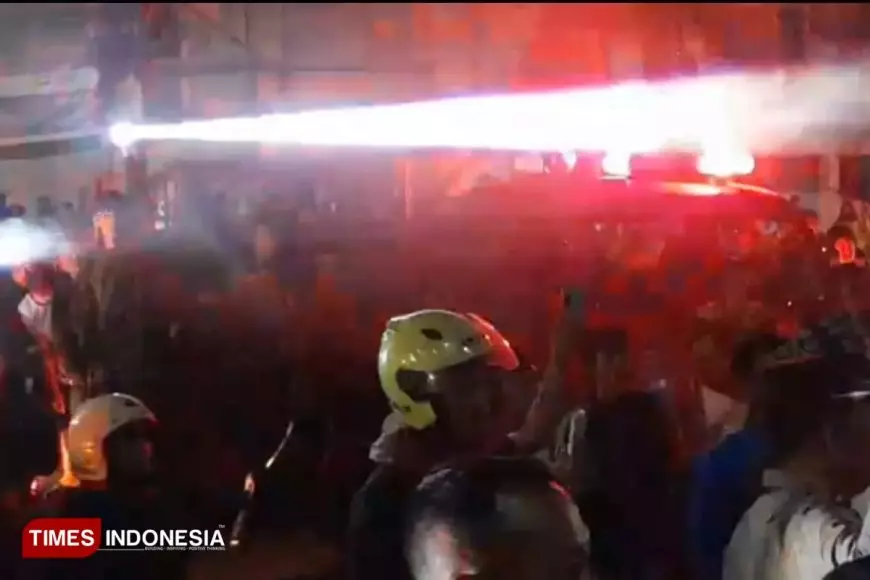 Toko Perabotan di Padayungan Tasikmalaya Terbakar, Dua Jam Lebih Petugas Damkar Berjibaku