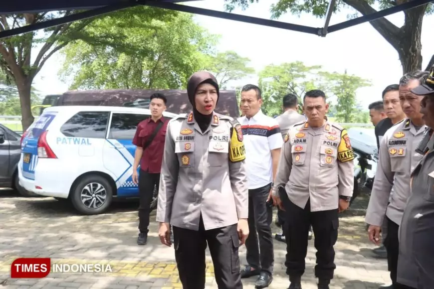 Saat Takbir Menggema dan Keluarga Berkumpul, Polisi Majalengka Tetap Berdiri di Jalan Menjaga Mudik Lebaran