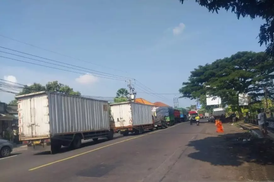 Antrean Kendaraan Mudik Pelabuhan Gilimanuk Mengular Hingga 30 Kilometer