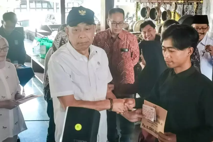 Kemensos Salurkan Santunan Rp440 Juta untuk Korban Longsor Situkung Banjarnegara