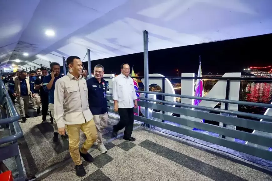 Wamenhub Suntana Tangani Antrean Pemudik dari Bali Menuju Jawa