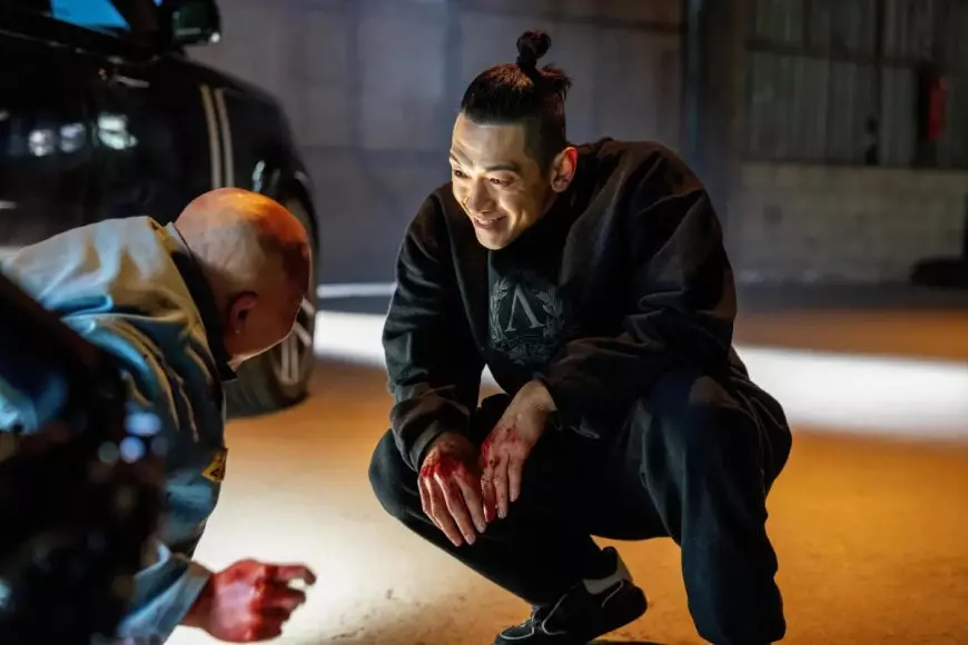 Penampilan Bengis Rain untuk Drakor Bloodhounds 2