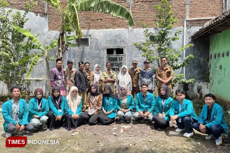 Lewat Eco-Tungku Desa, Mahasiswa KSM 57 UNISMA Bantu Warga Wedoro Kelola Sampah Ramah Lingkungan