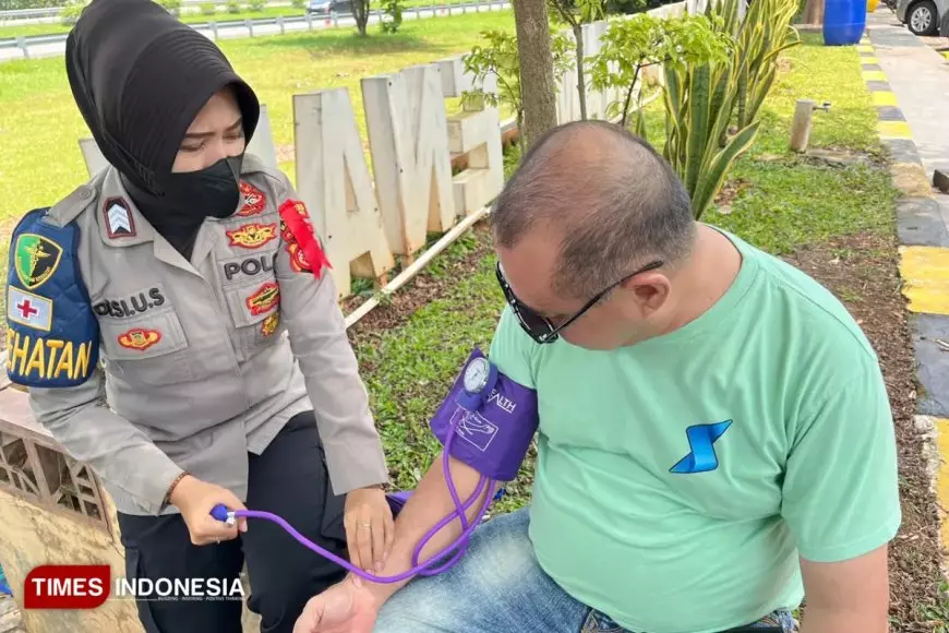 Di Tengah Arus Mudik, Dokkes Polres Majalengka Siaga Jaga Kesehatan Pemudik di Tol Cipali