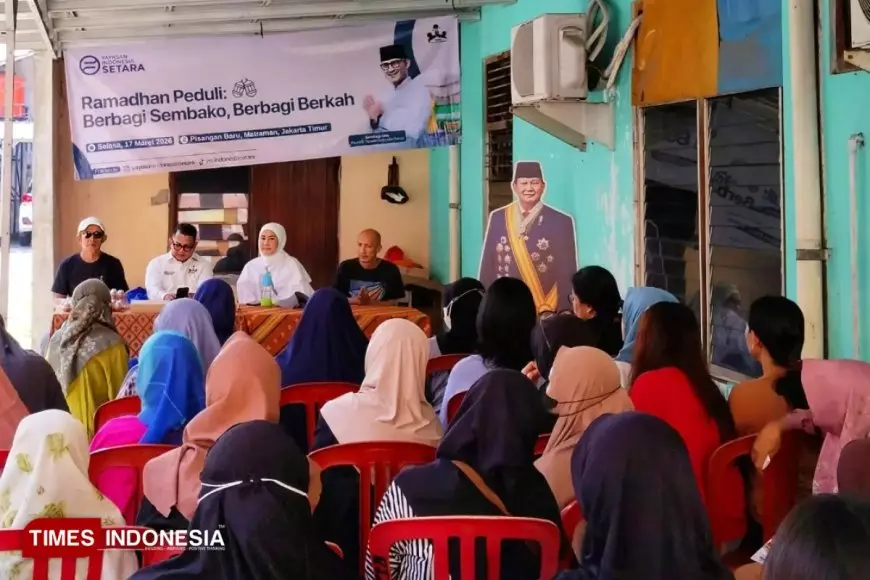 KNPS dan Indonesia Setara Bagikan Sembako Gratis di Matraman Jakarta Timur