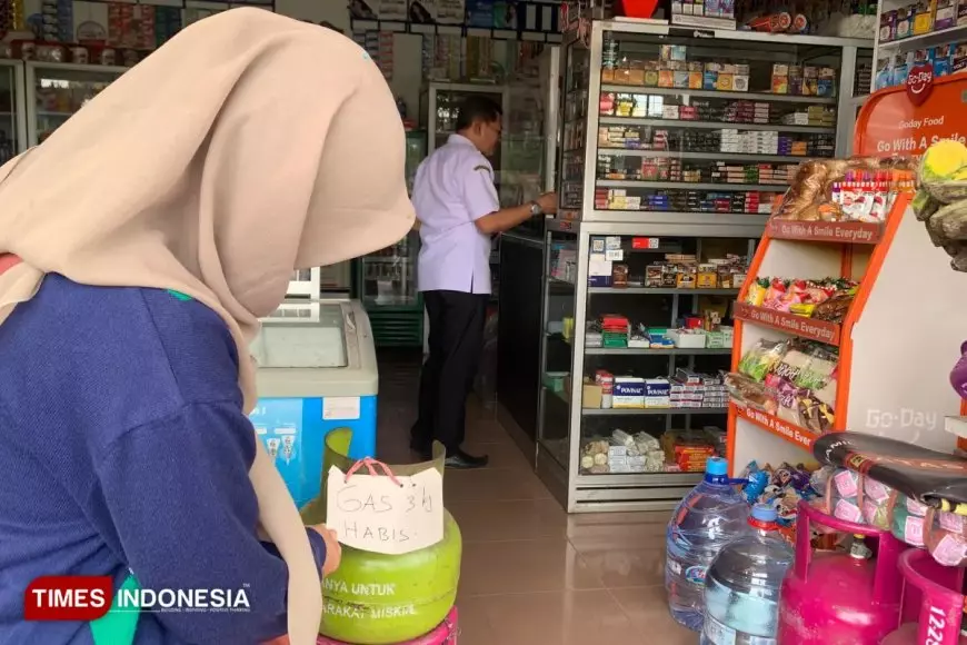 Stok Disebut Aman, Warga Bondowoso Justru Kesulitan Dapat Gas 3 Kg