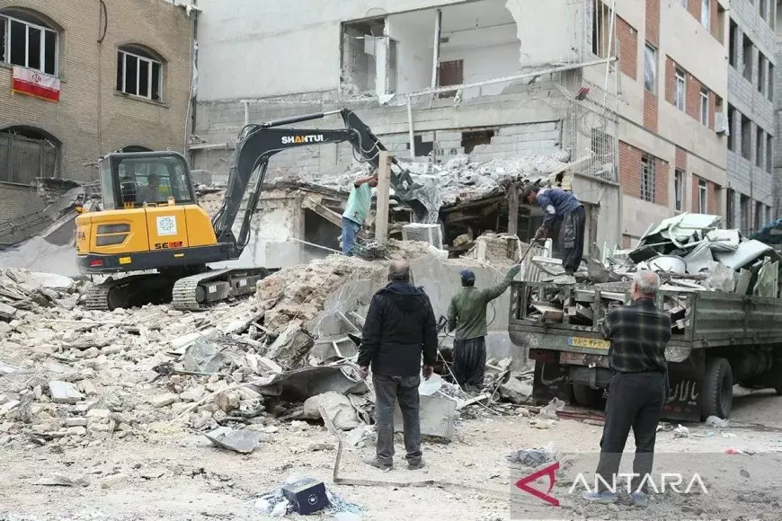 Tajikistan Kirim 3.600 Ton Logistik Menuju Iran