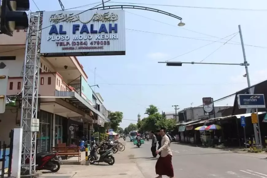 Lebaran 2026 Berpotensi Berbeda, Ponpes Al-Falah Ploso Tetapkan Idulfitri Jatuh Jumat 20 Maret