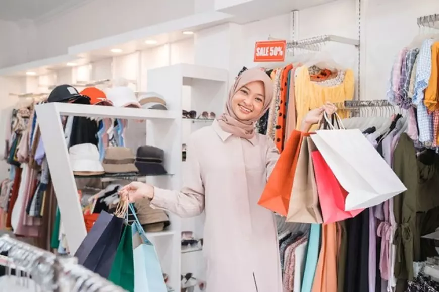 Kenapa Kita Lebih Konsumtif Saat Menjelang Lebaran? Ini Faktanya